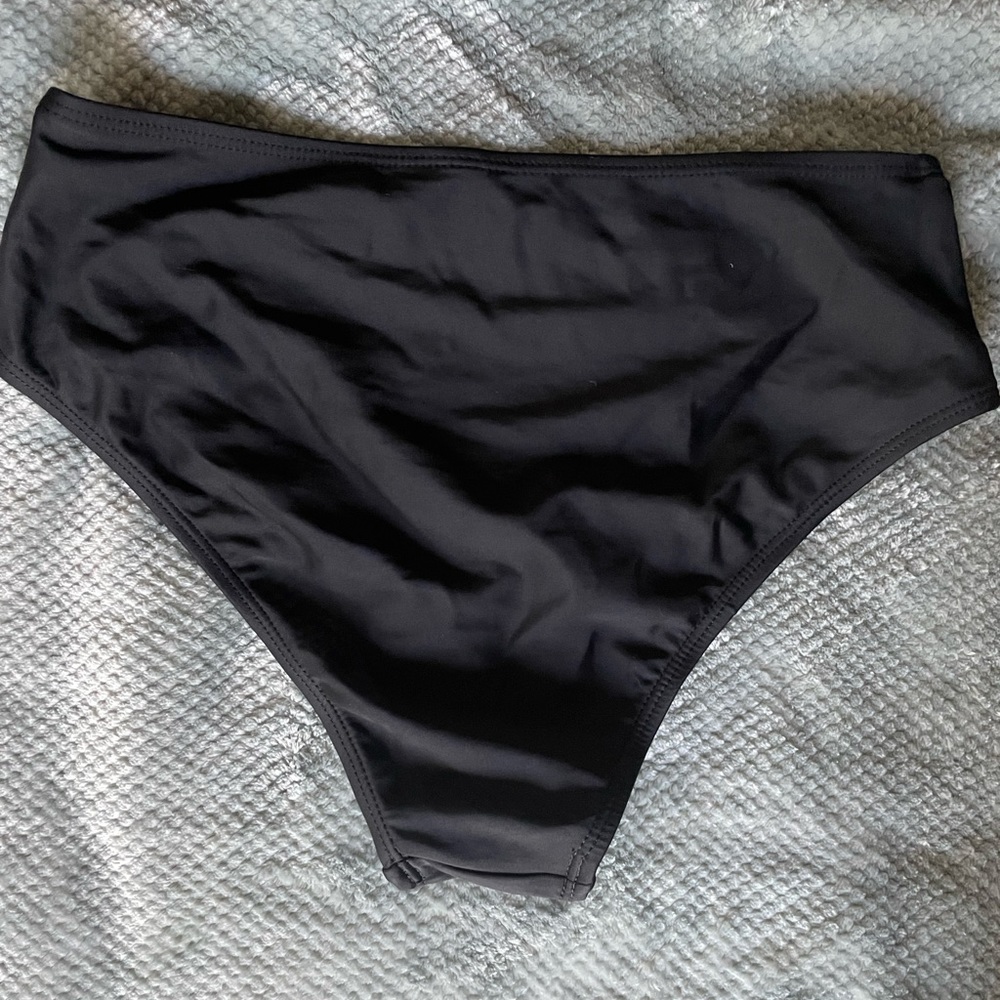 Bundle 3/$20 - Fun Tankini - Picture 7 of 8